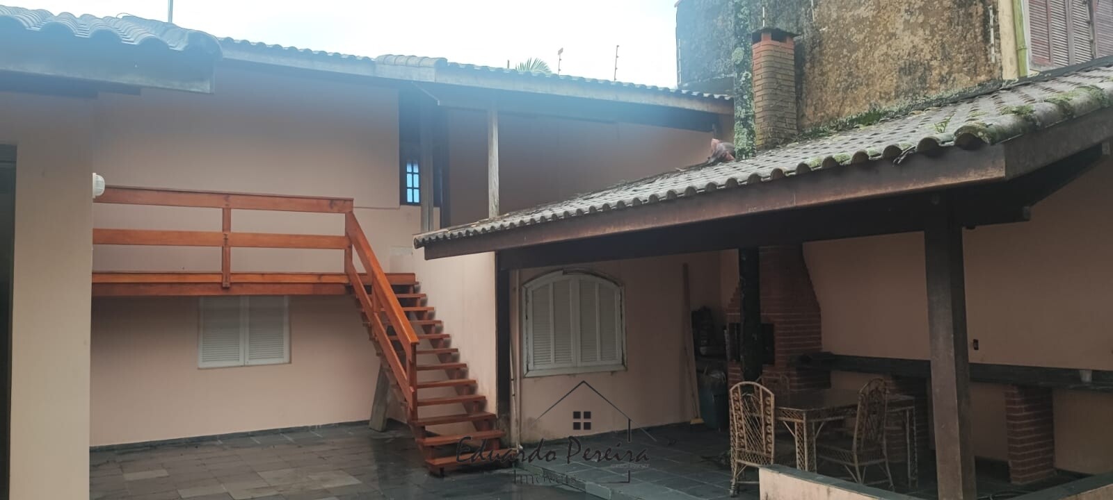 Casa à venda com 5 quartos, 275m² - Foto 4