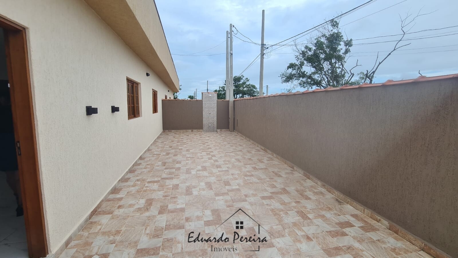 Casa à venda com 2 quartos, 58m² - Foto 15