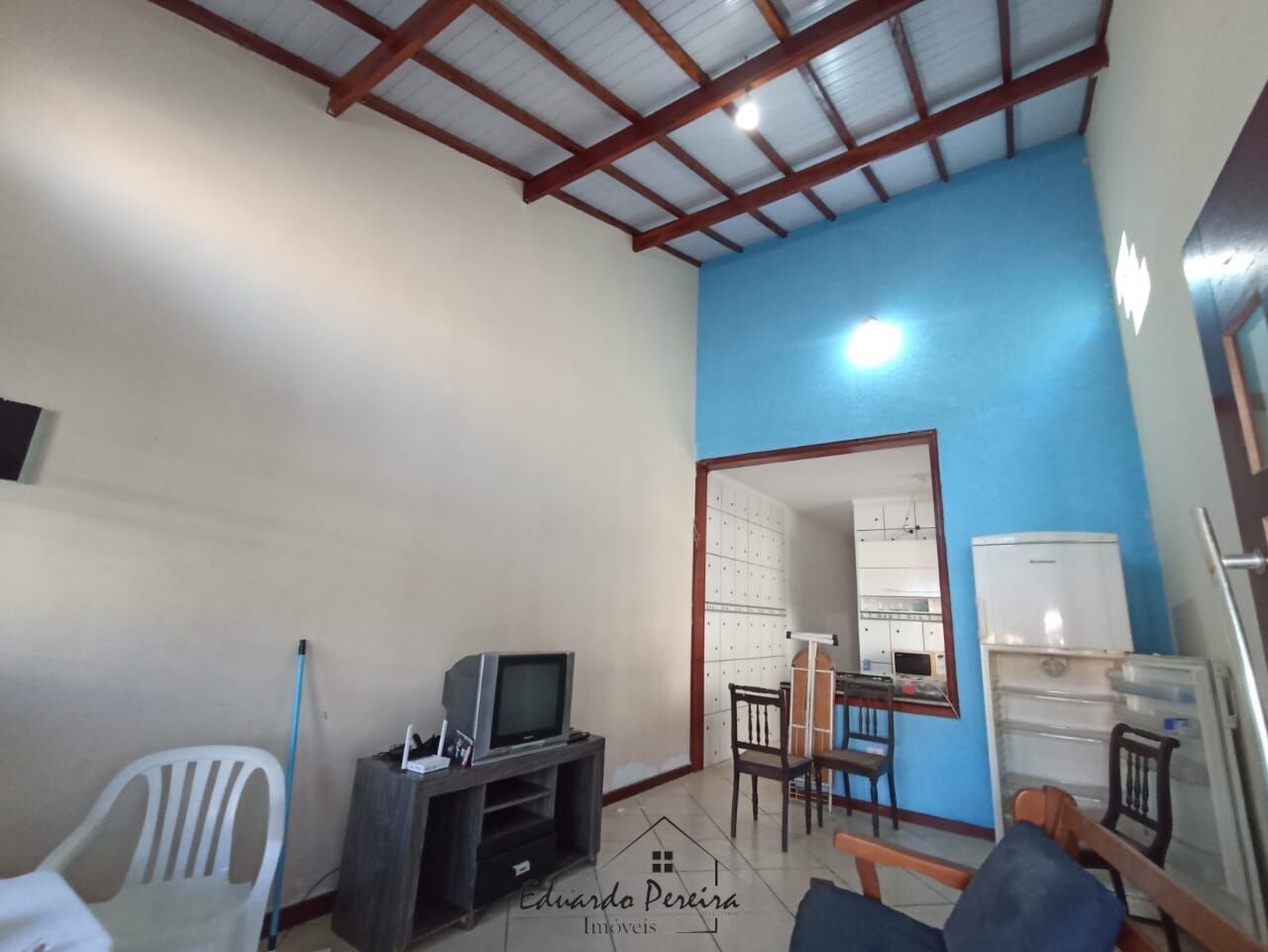 Casa à venda com 2 quartos, 64m² - Foto 5