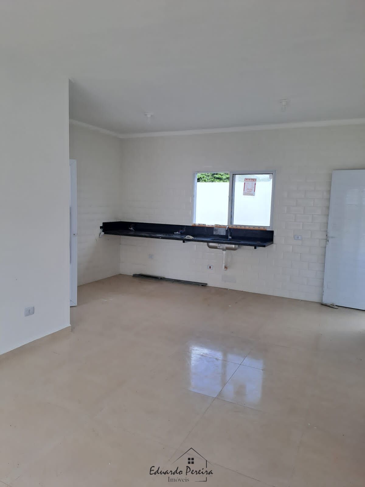 Casa à venda com 2 quartos, 73m² - Foto 18