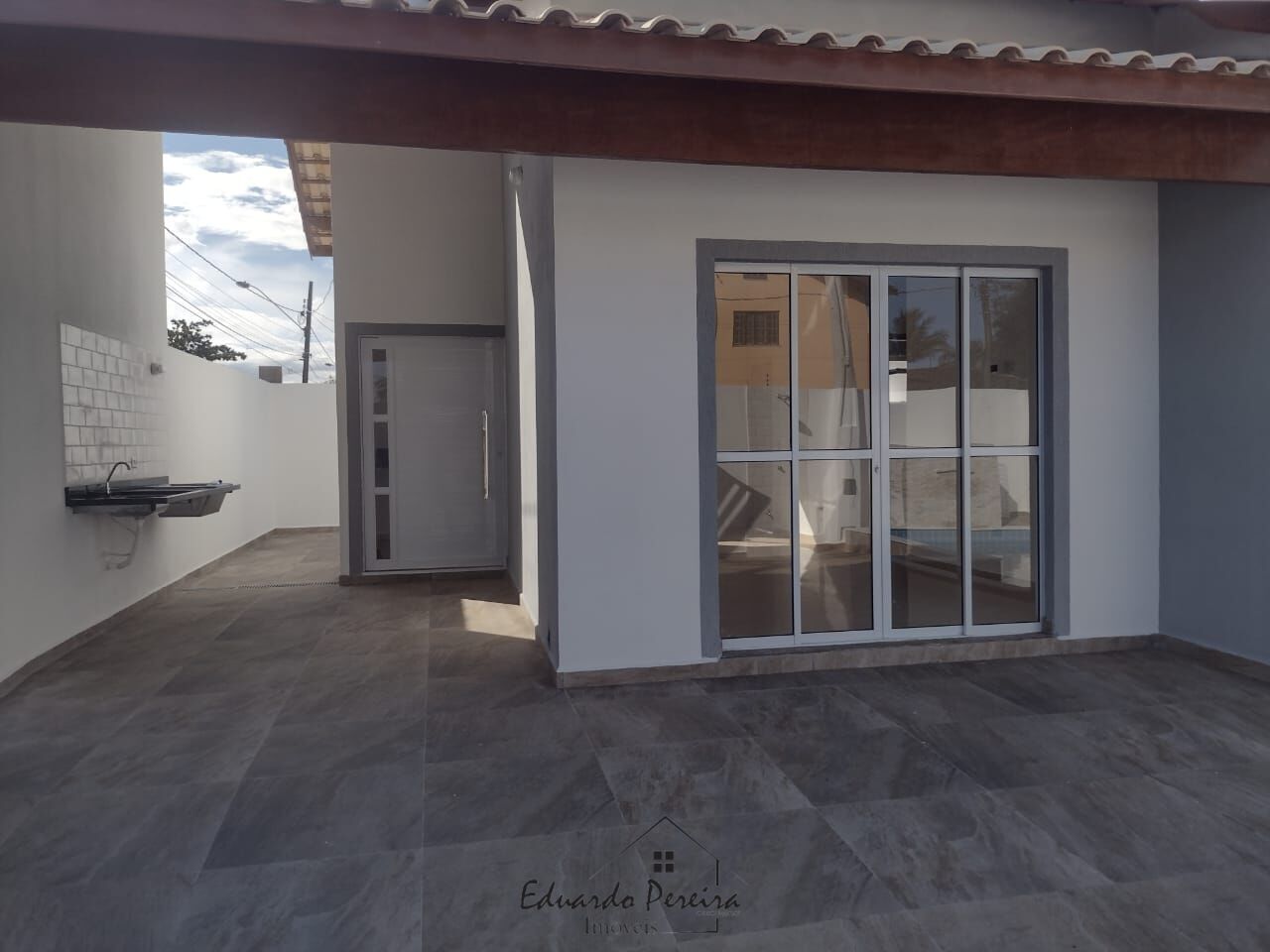 Casa à venda com 2 quartos, 73m² - Foto 9