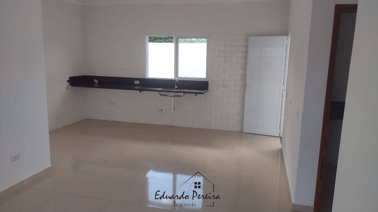 Casa à venda com 2 quartos, 73m² - Foto 17