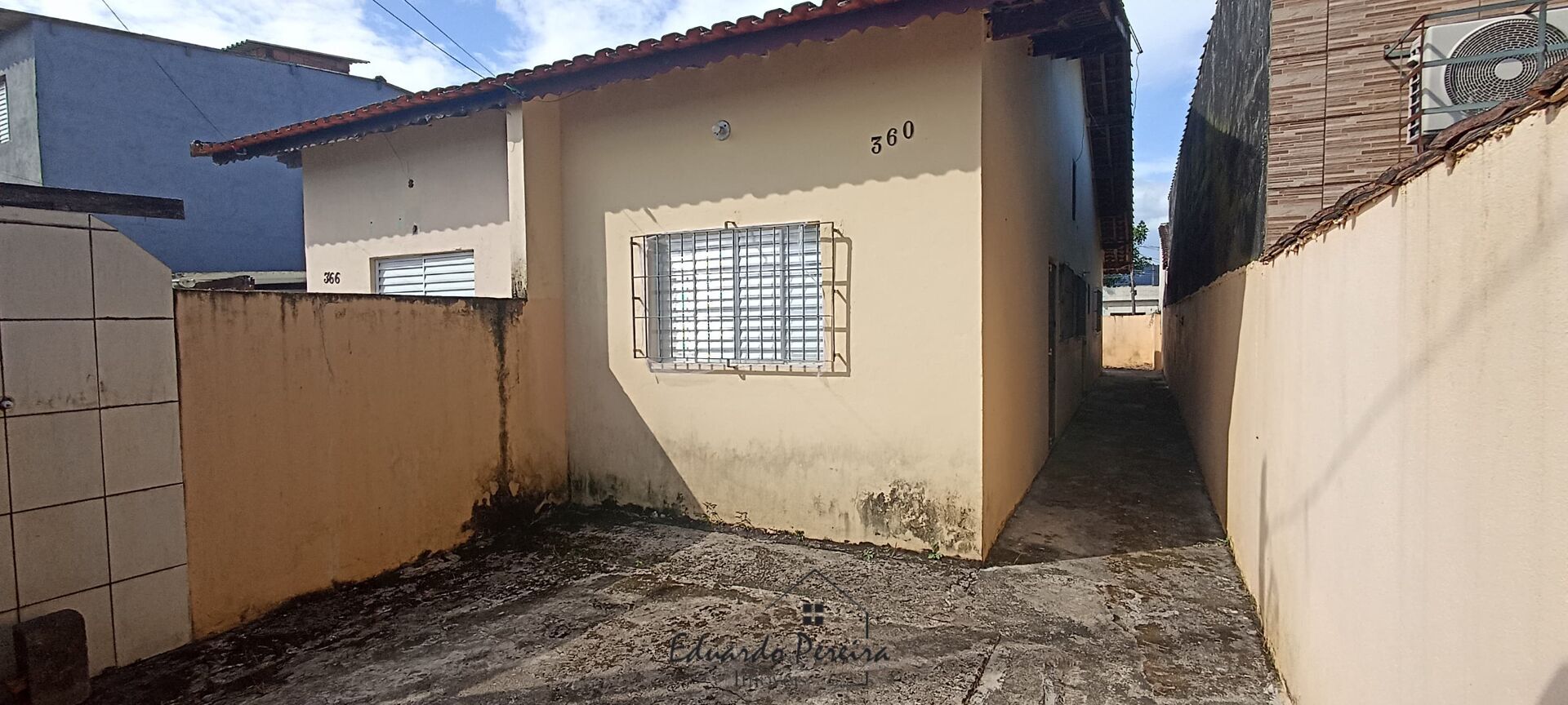 Casa à venda com 2 quartos, 49m² - Foto 3