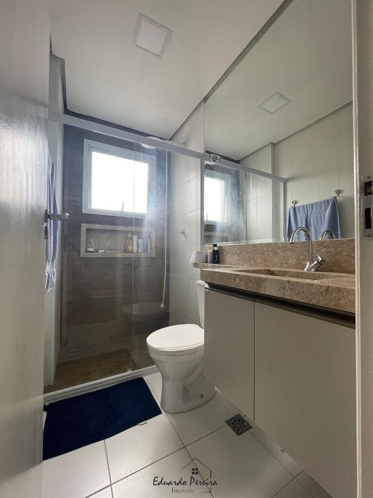 Apartamento à venda com 2 quartos, 60m² - Foto 18