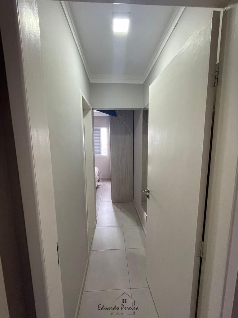 Apartamento à venda com 2 quartos, 60m² - Foto 16