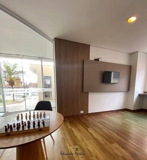 Apartamento à venda com 2 quartos, 60m² - Foto 28