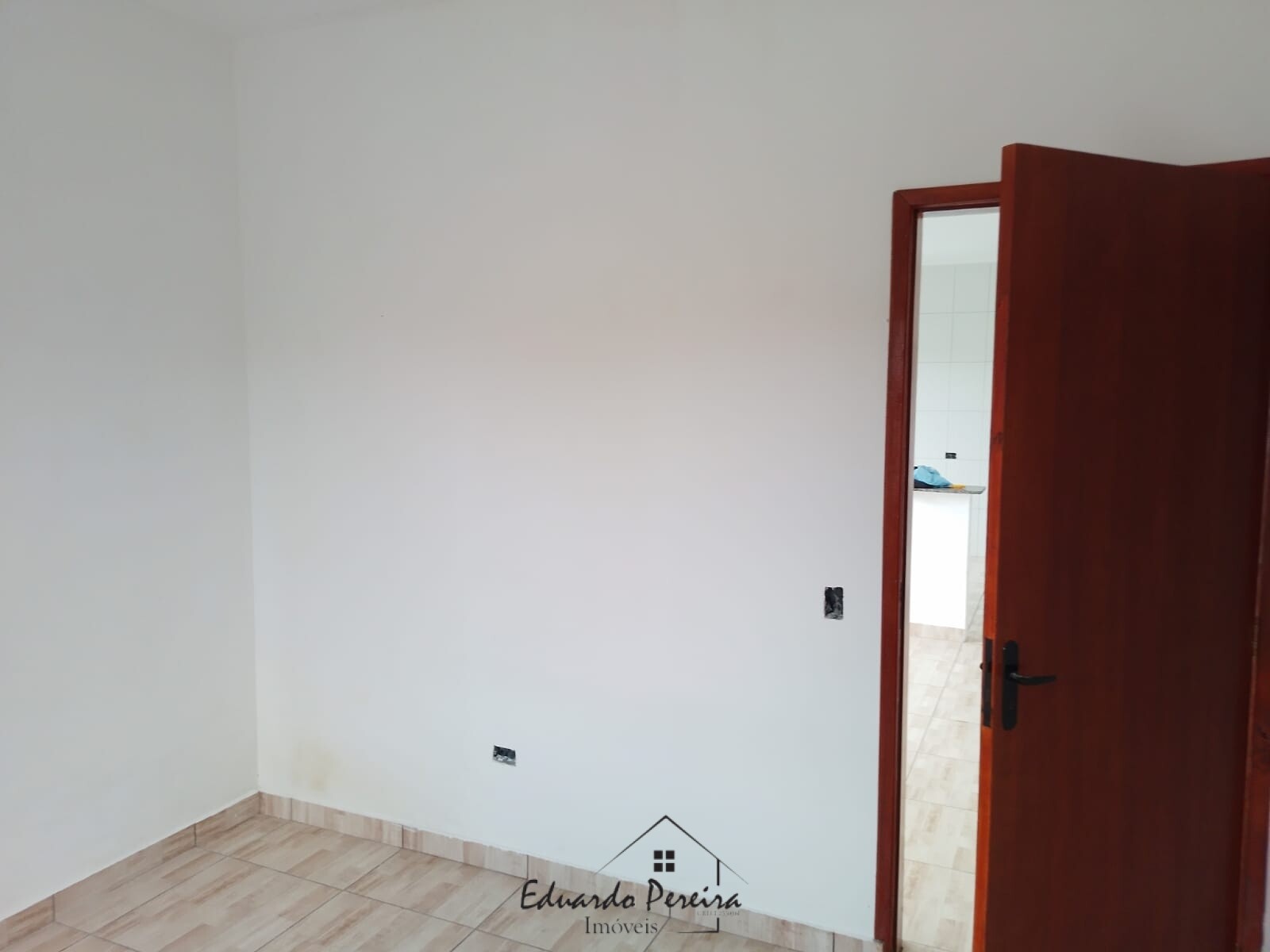 Casa à venda com 2 quartos, 53m² - Foto 4