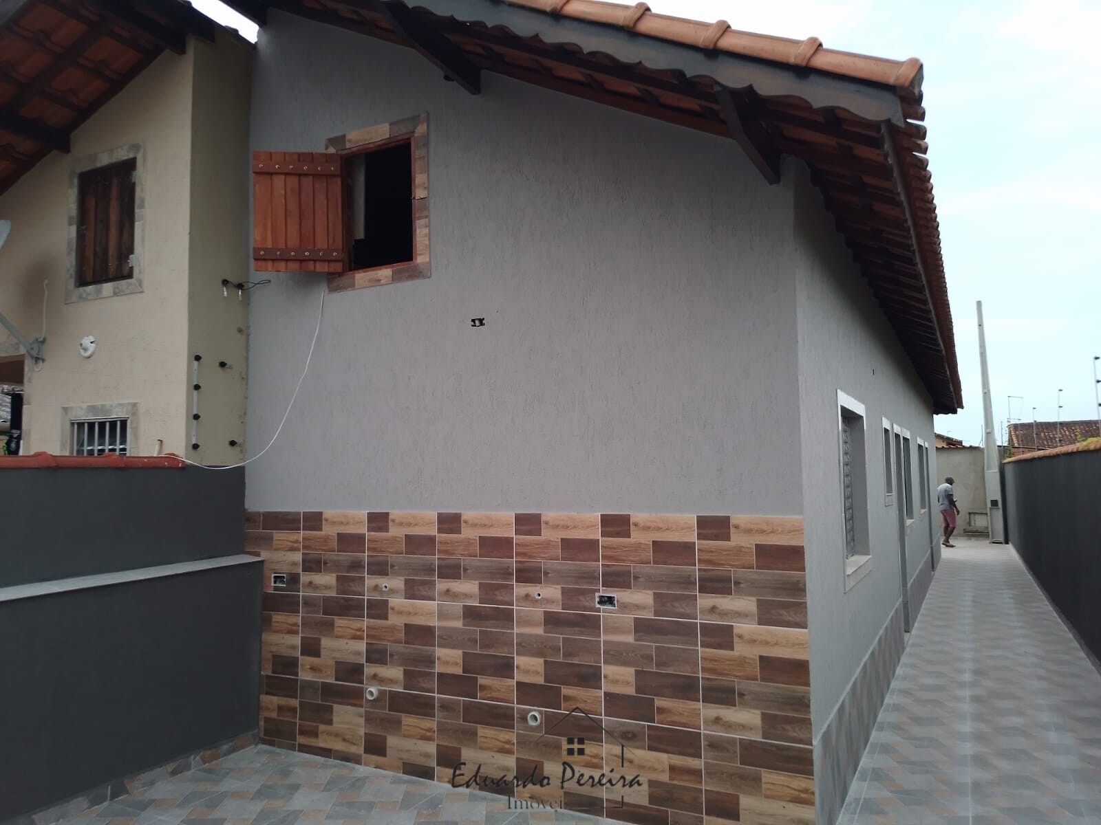 Casa à venda com 2 quartos, 53m² - Foto 9