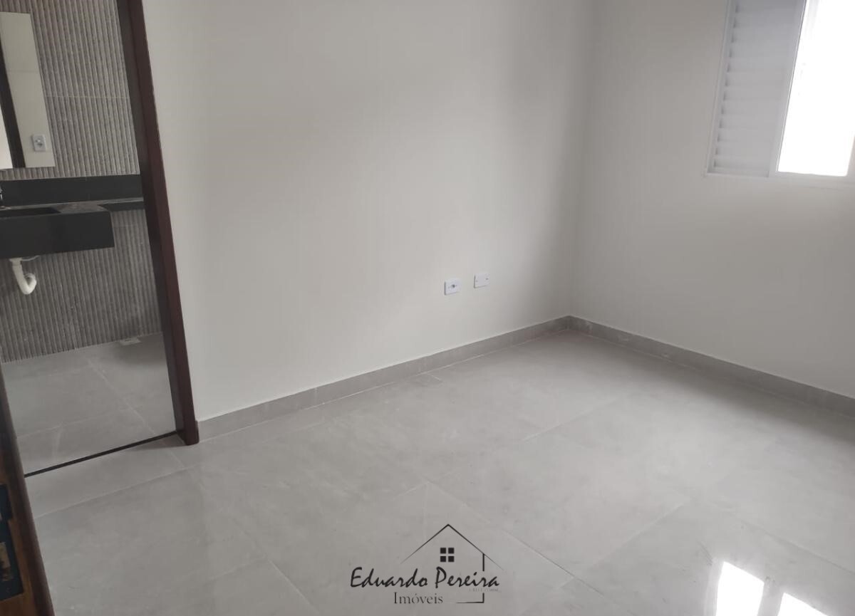 Casa à venda com 3 quartos, 128m² - Foto 10