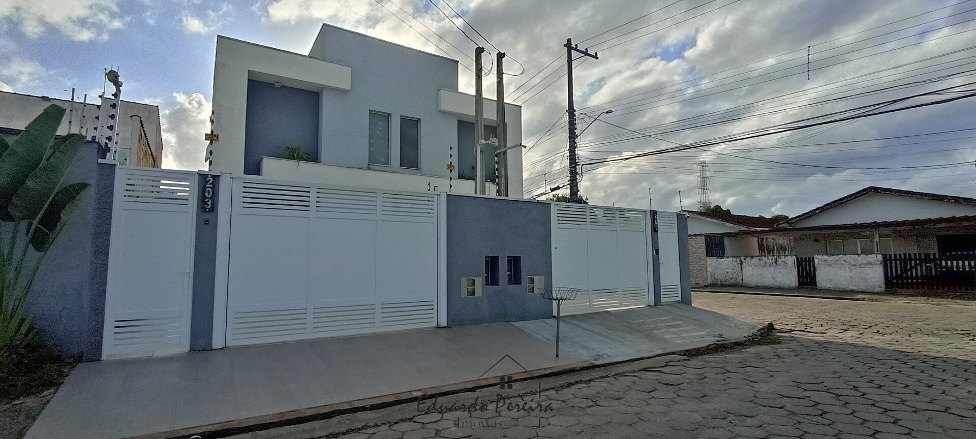 Sobrado à venda com 3 quartos, 102m² - Foto 4