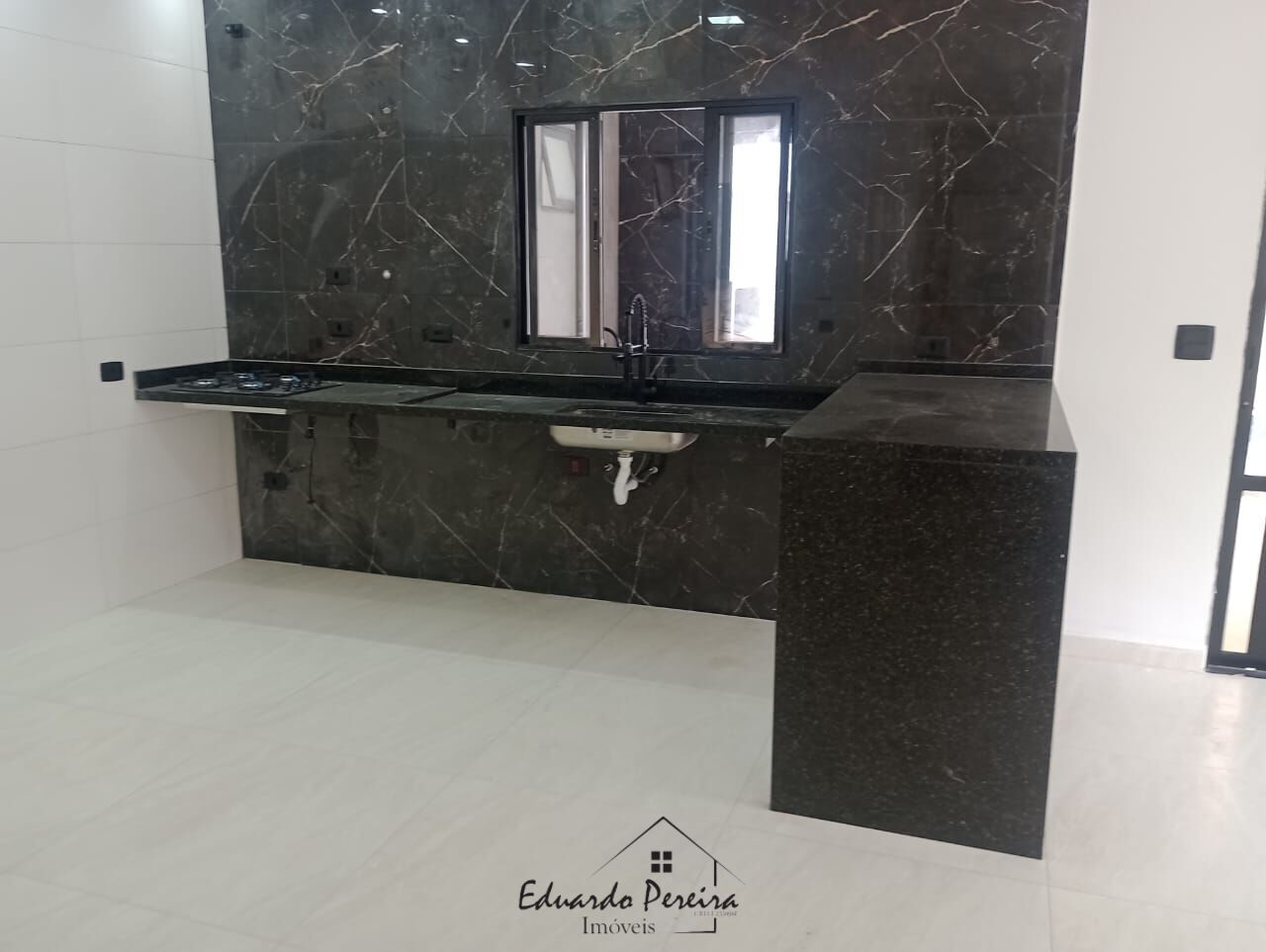 Casa, 3 quartos, 100 m² - Foto 2