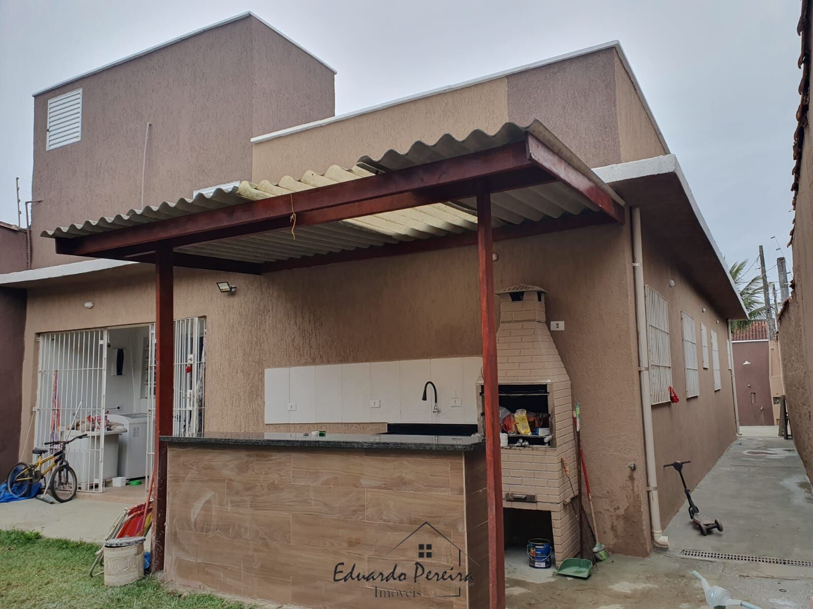 Casa à venda com 4 quartos, 107m² - Foto 20