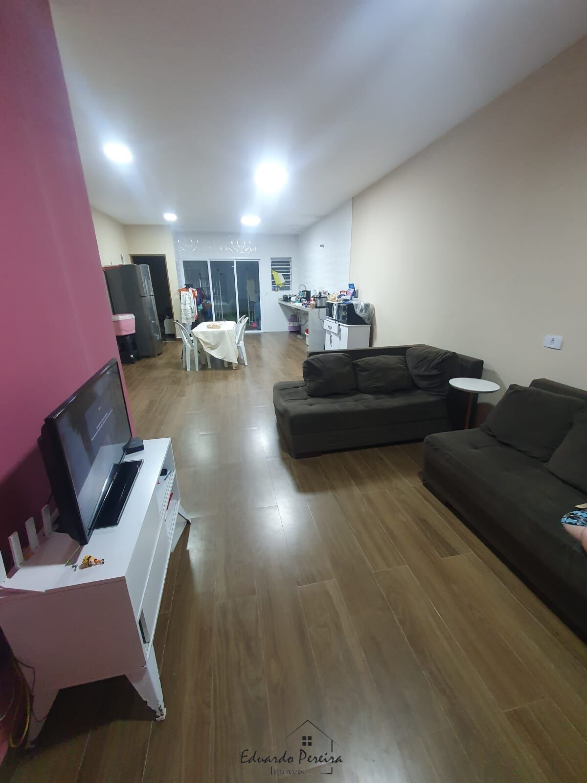 Casa à venda com 4 quartos, 107m² - Foto 8