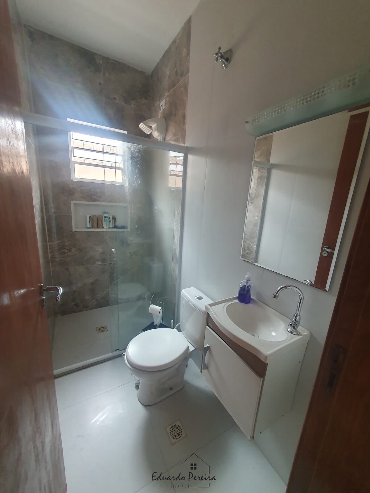 Casa à venda com 4 quartos, 107m² - Foto 16