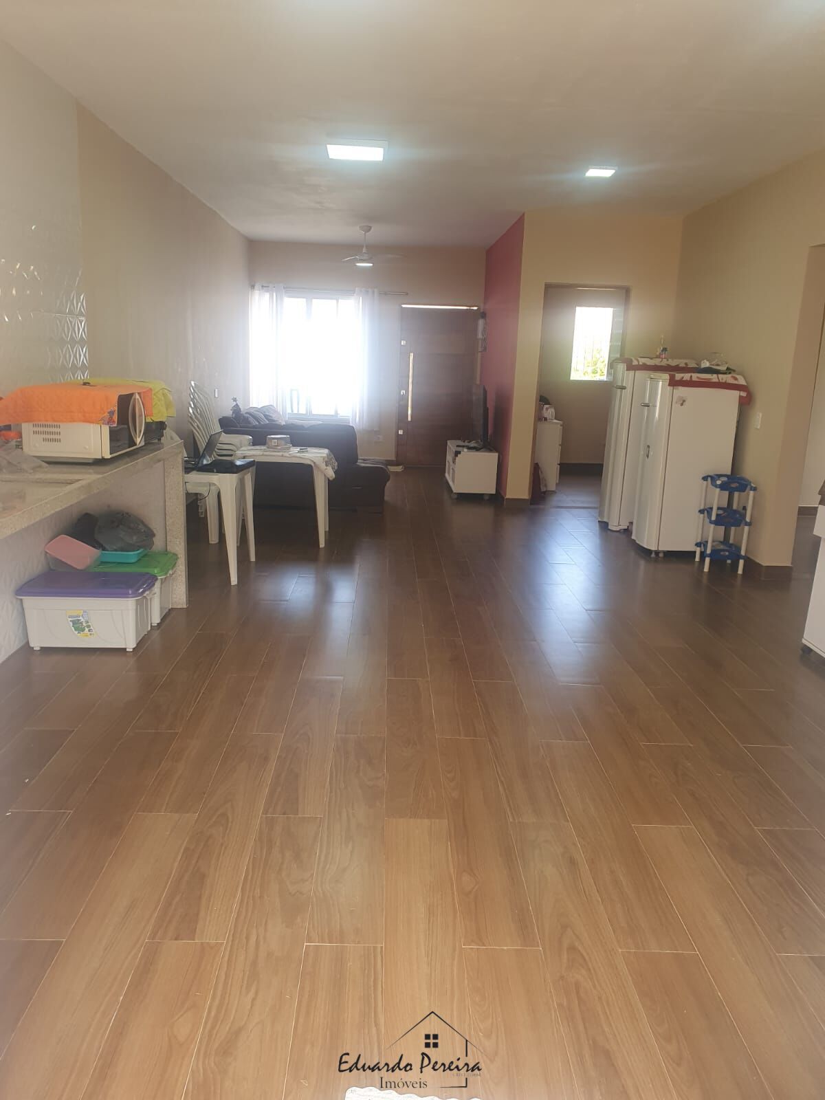 Casa à venda com 4 quartos, 107m² - Foto 4