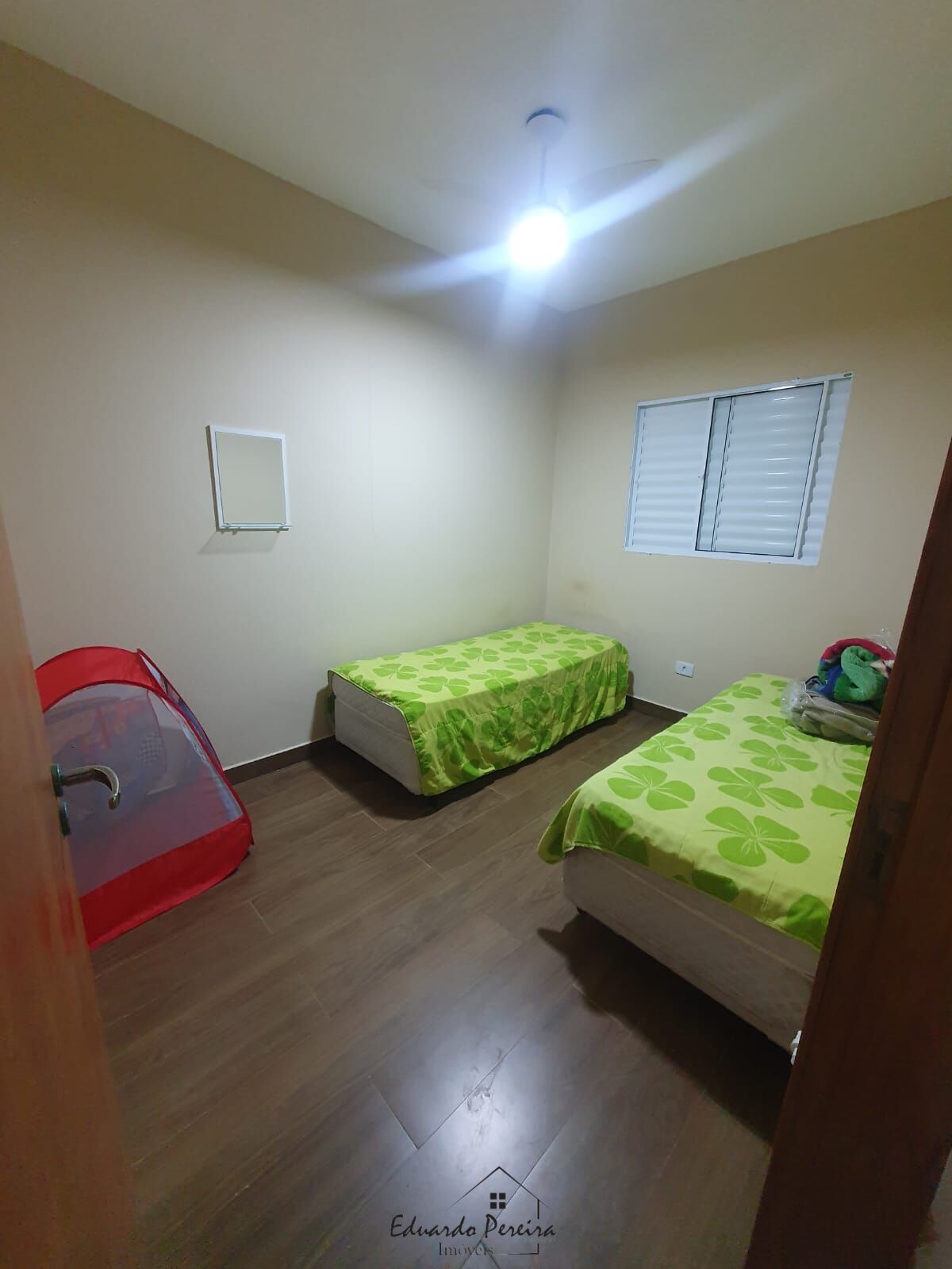 Casa à venda com 4 quartos, 107m² - Foto 11
