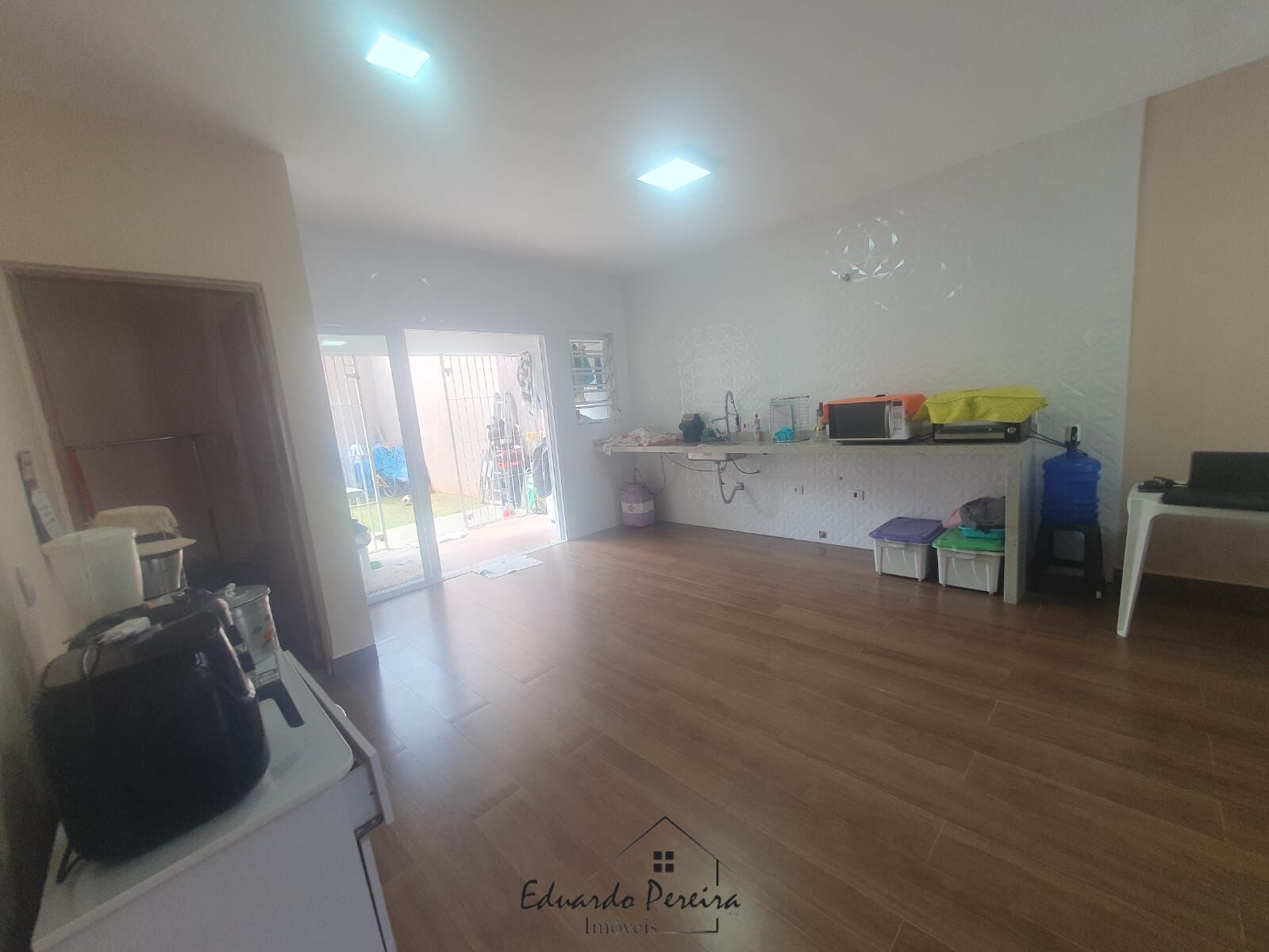 Casa à venda com 4 quartos, 107m² - Foto 5