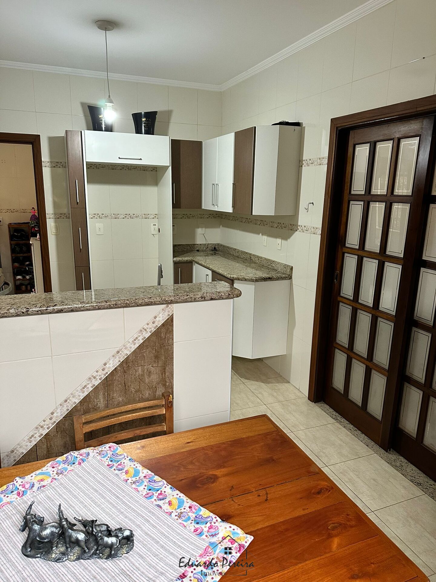 Casa à venda com 4 quartos, 190m² - Foto 28