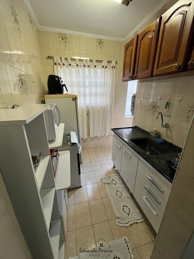 Apartamento à venda com 1 quarto, 50m² - Foto 2