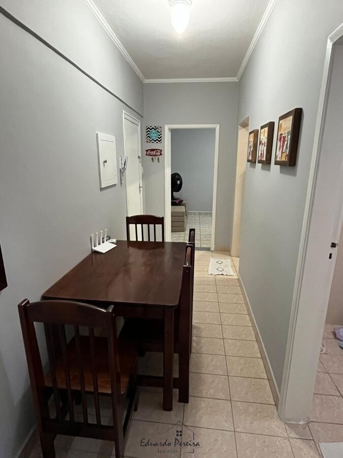 Apartamento à venda com 1 quarto, 50m² - Foto 4