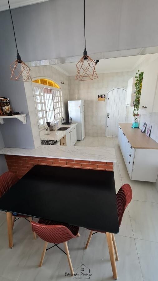 Casa à venda com 3 quartos, 129m² - Foto 7