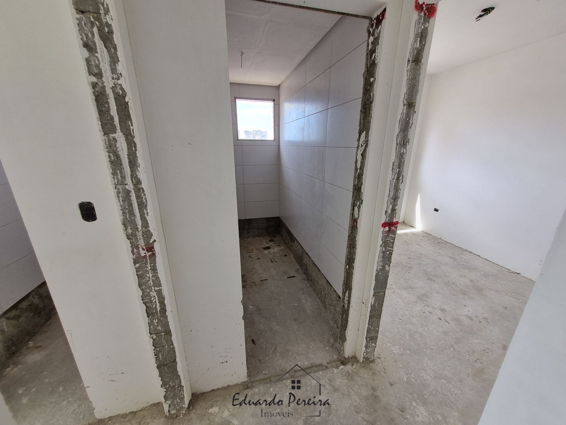 Apartamento à venda com 2 quartos, 67m² - Foto 13