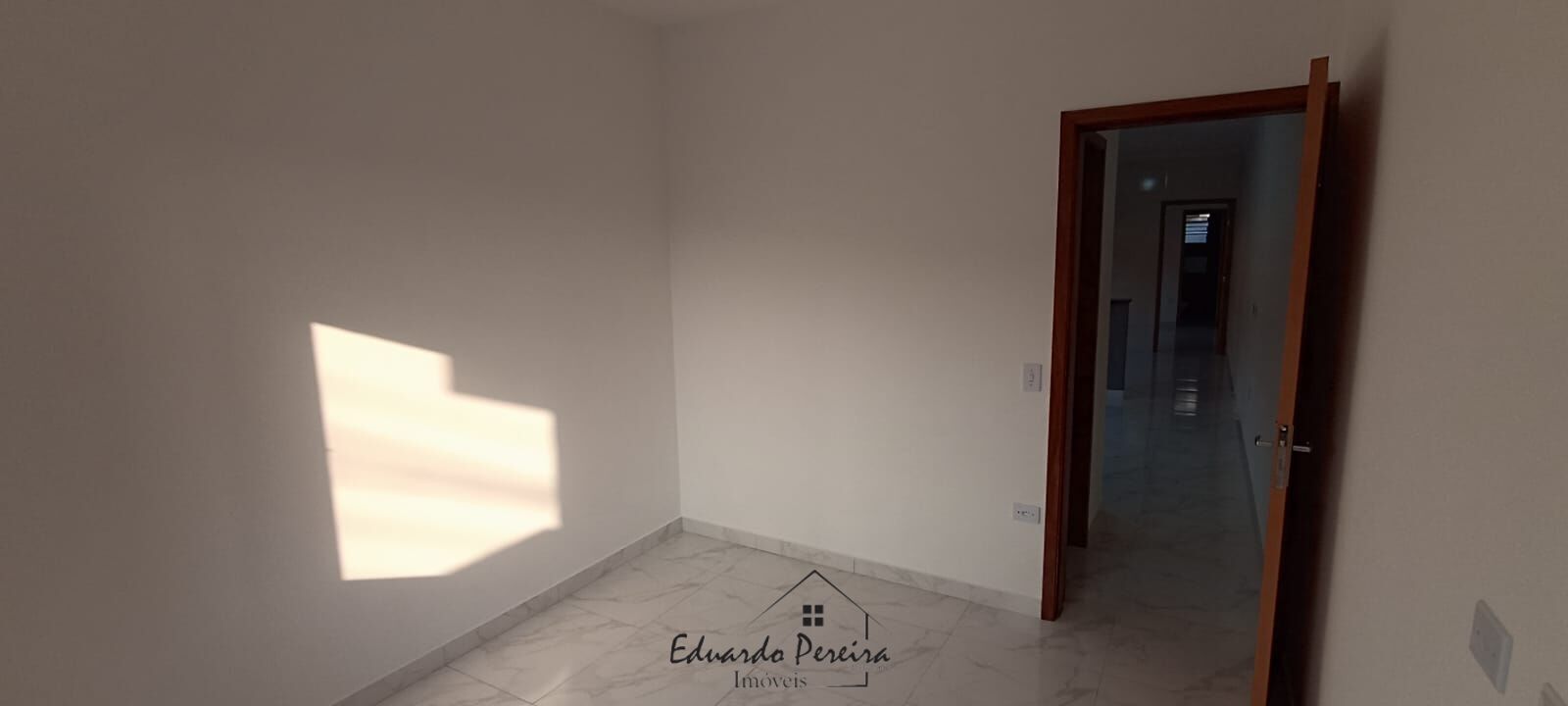 Casa à venda com 2 quartos, 61m² - Foto 15