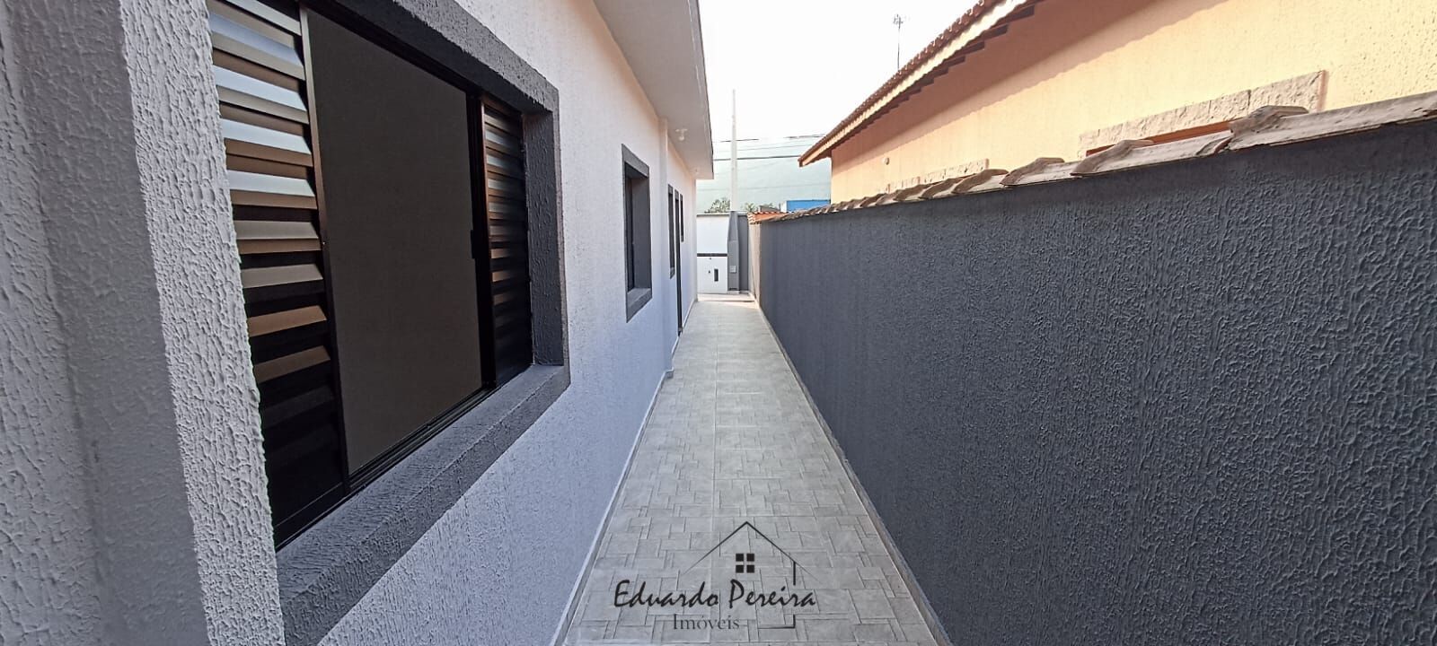 Casa à venda com 2 quartos, 61m² - Foto 13