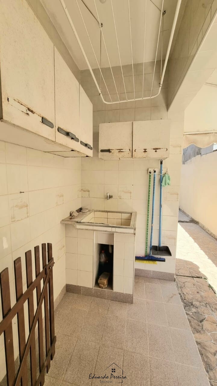 Casa à venda com 3 quartos, 149m² - Foto 17