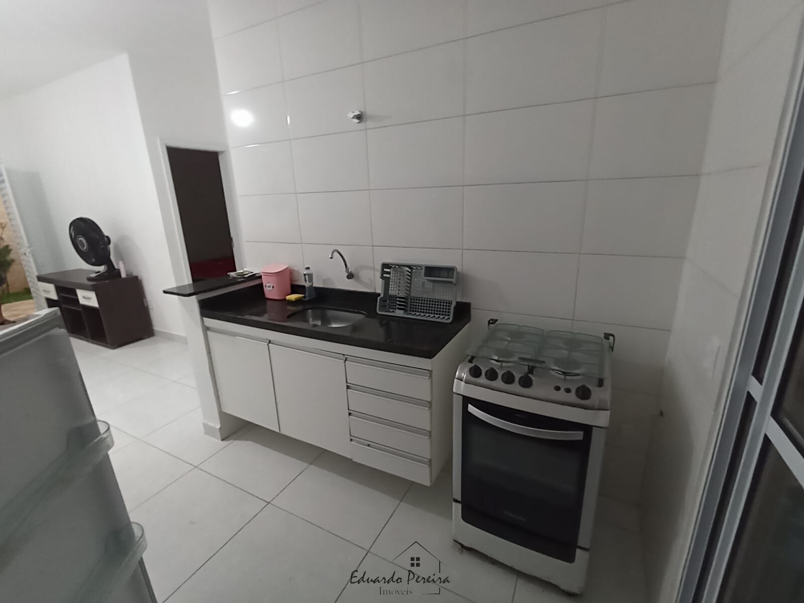 Casa à venda com 2 quartos, 51m² - Foto 6