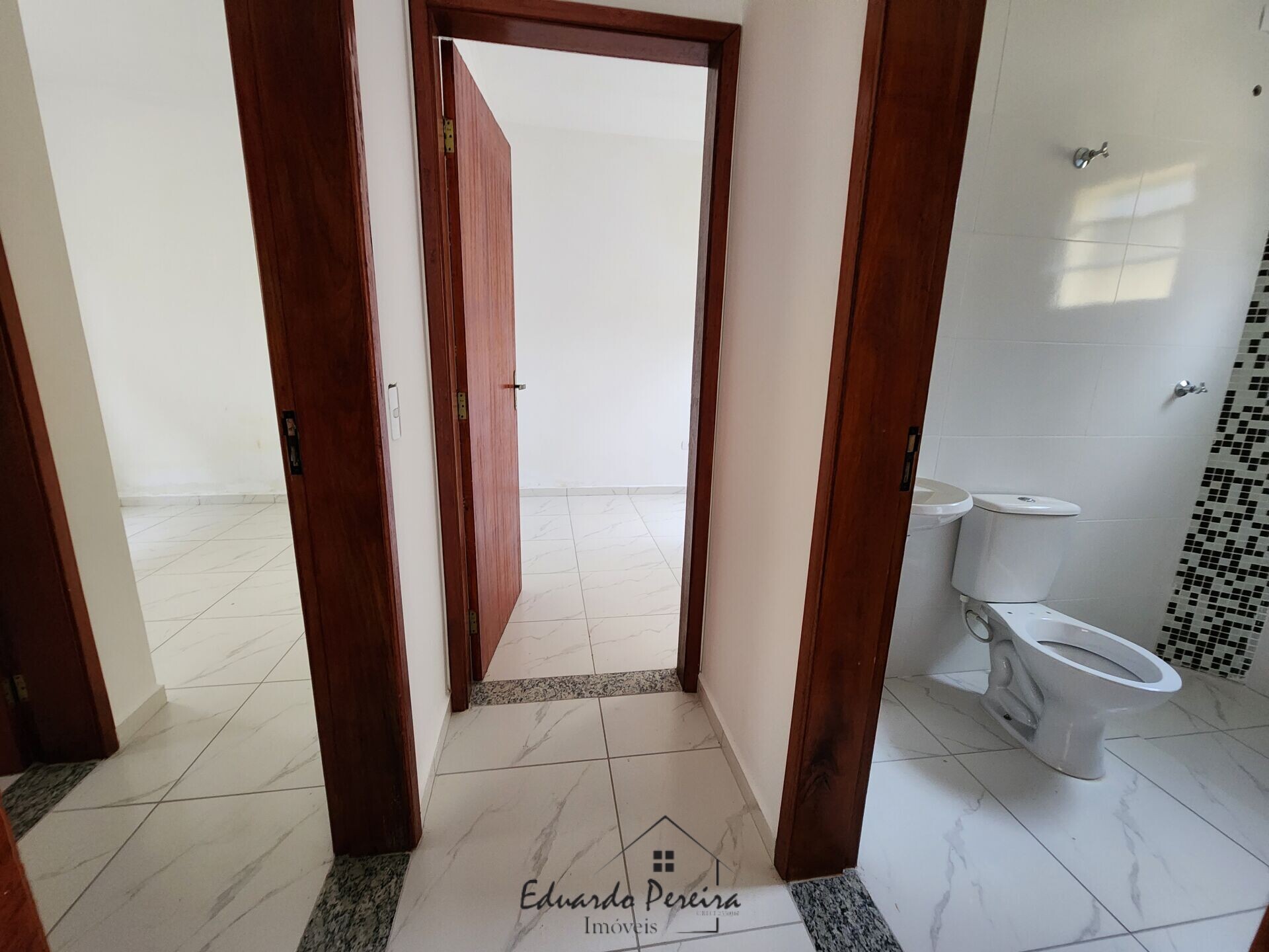 Apartamento à venda com 2 quartos, 65m² - Foto 17