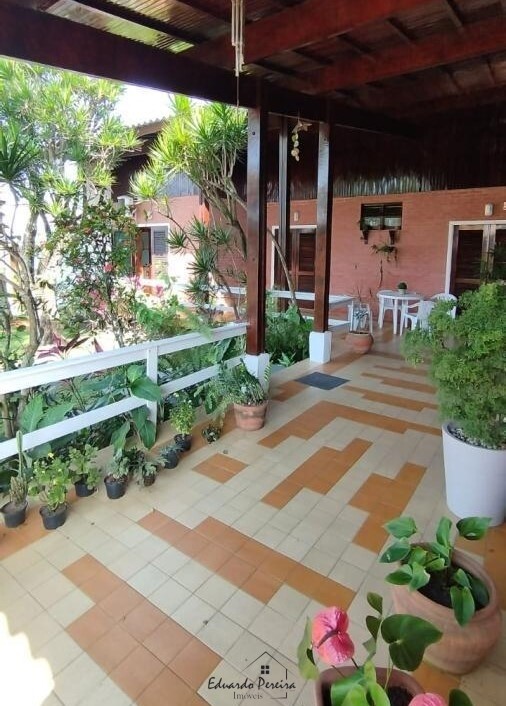 Casa à venda com 4 quartos, 250m² - Foto 5