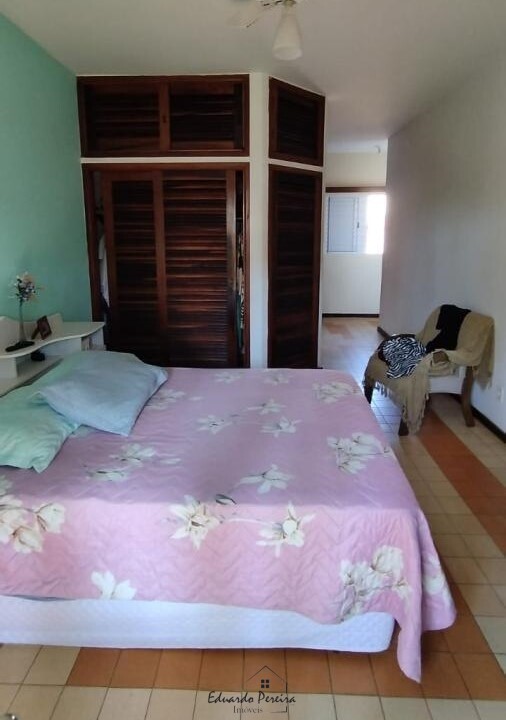 Casa à venda com 4 quartos, 250m² - Foto 28