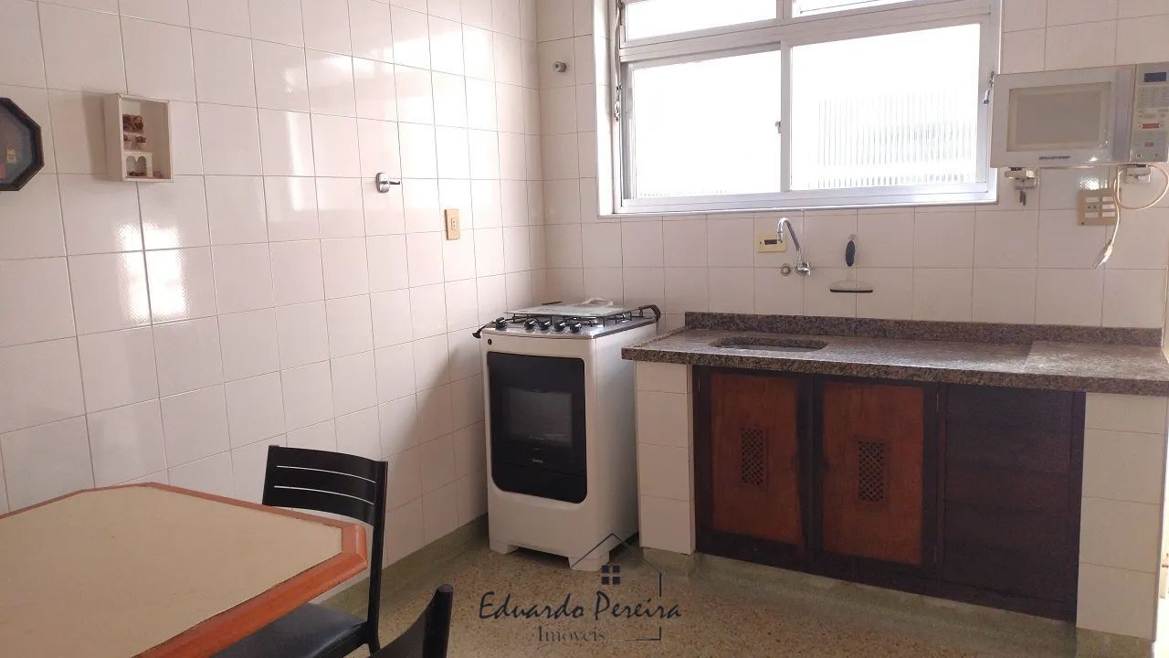 Apartamento à venda com 3 quartos, 136m² - Foto 4