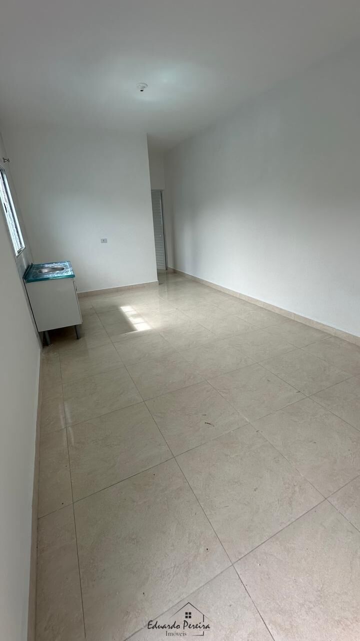 Casa à venda com 2 quartos, 50m² - Foto 7