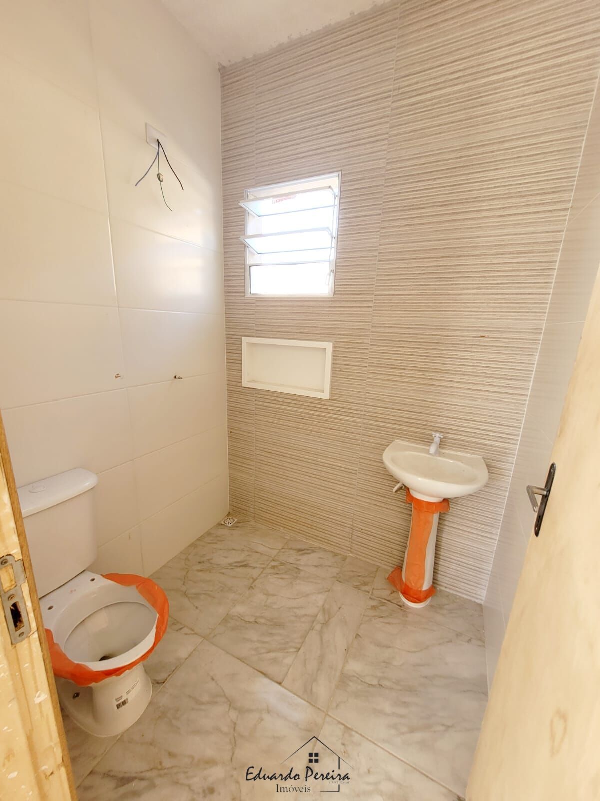 Casa à venda com 2 quartos, 50m² - Foto 10