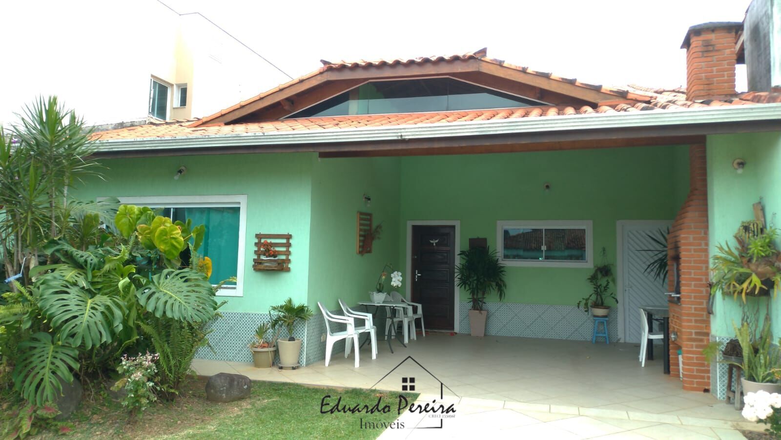 Casa, 3 quartos, 179 m² - Foto 1