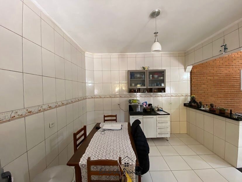 Sobrado à venda com 3 quartos, 159m² - Foto 2