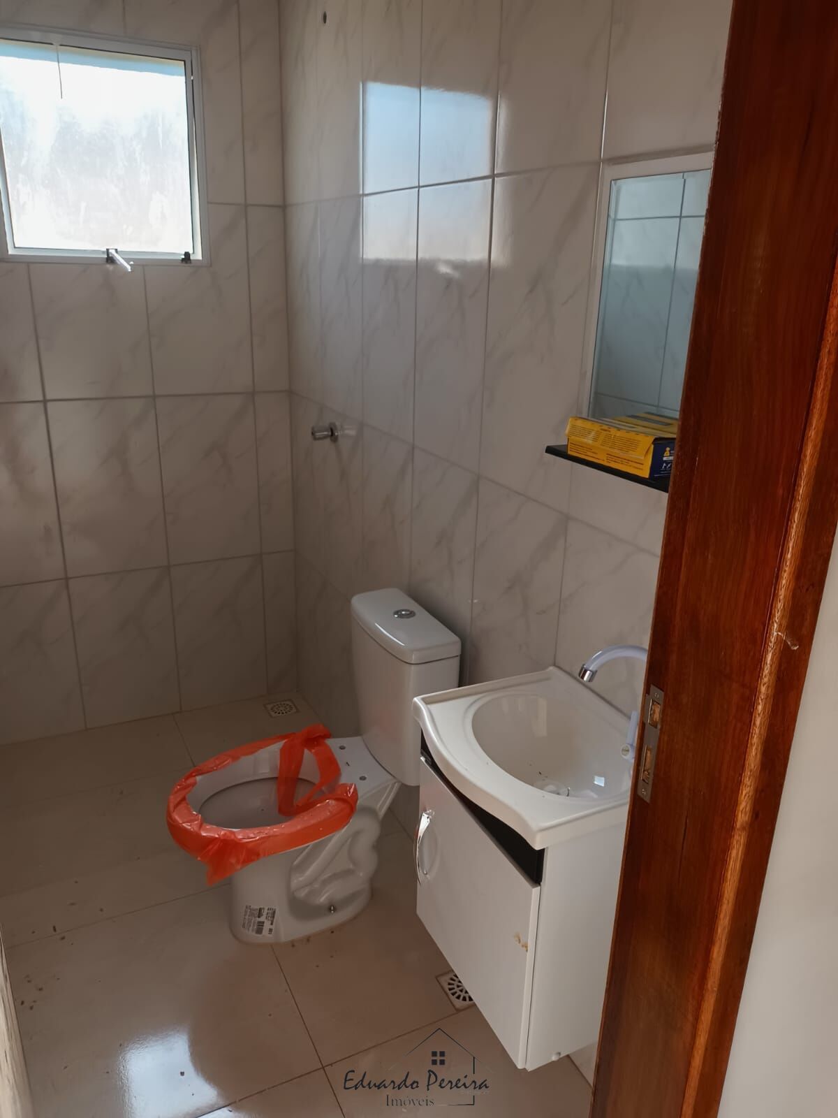 Casa à venda com 2 quartos, 56m² - Foto 14