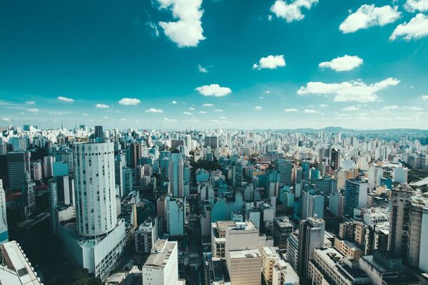 Mercado imobiliário de médio e alto padrão em São Paulo cresce 12% em 2025: o que isso significa para você