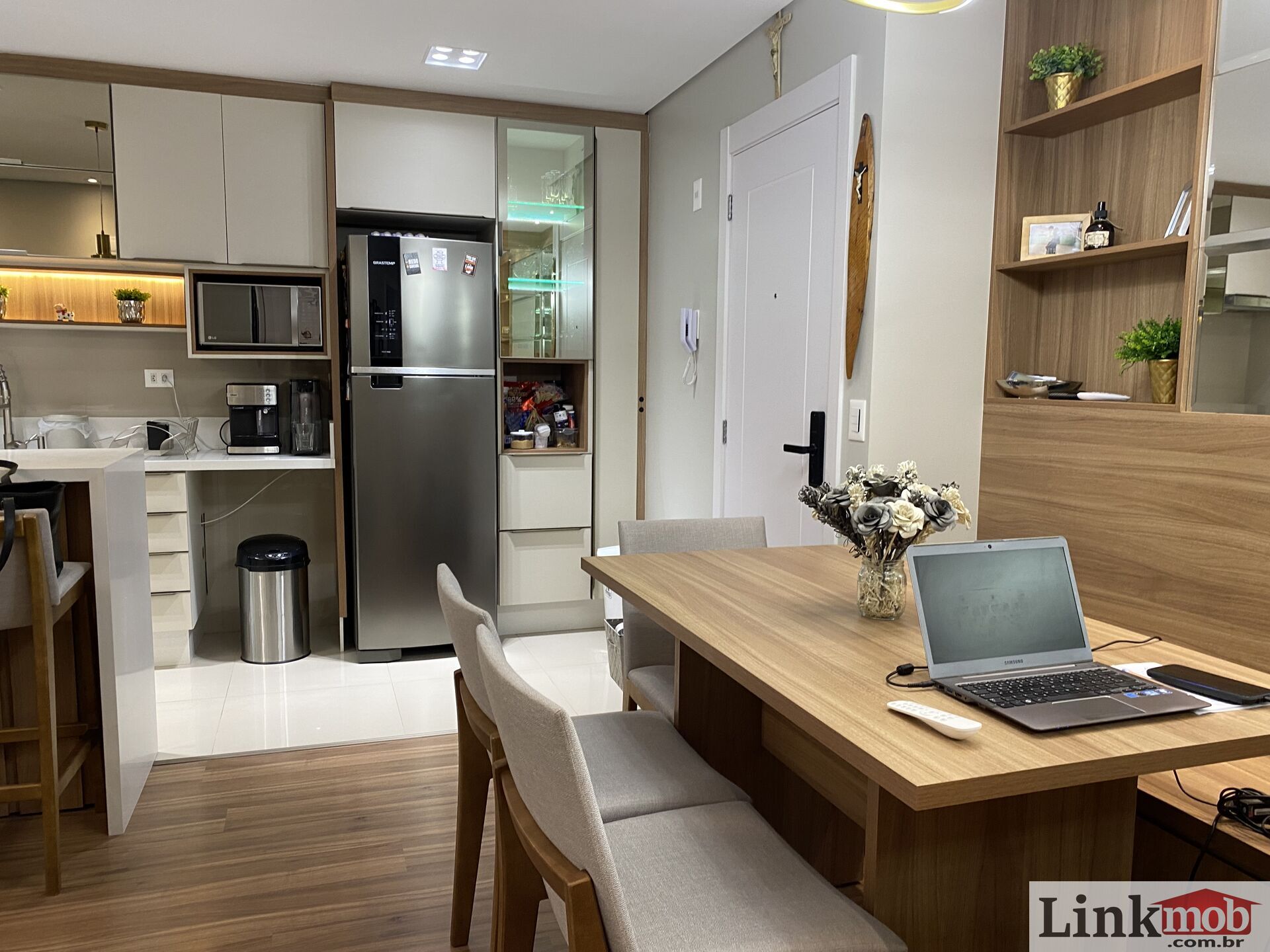 Apartamento à venda com 2 quartos, 72m² - Foto 54