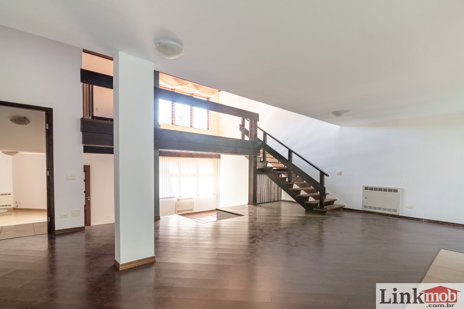 Casa à venda com 4 quartos, 377m² - Foto 23