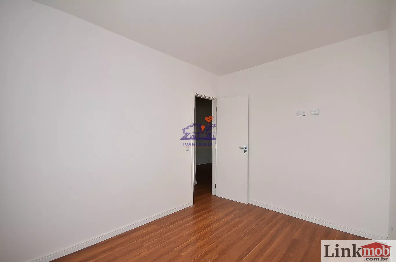 Apartamento à venda com 2 quartos, 63m² - Foto 24