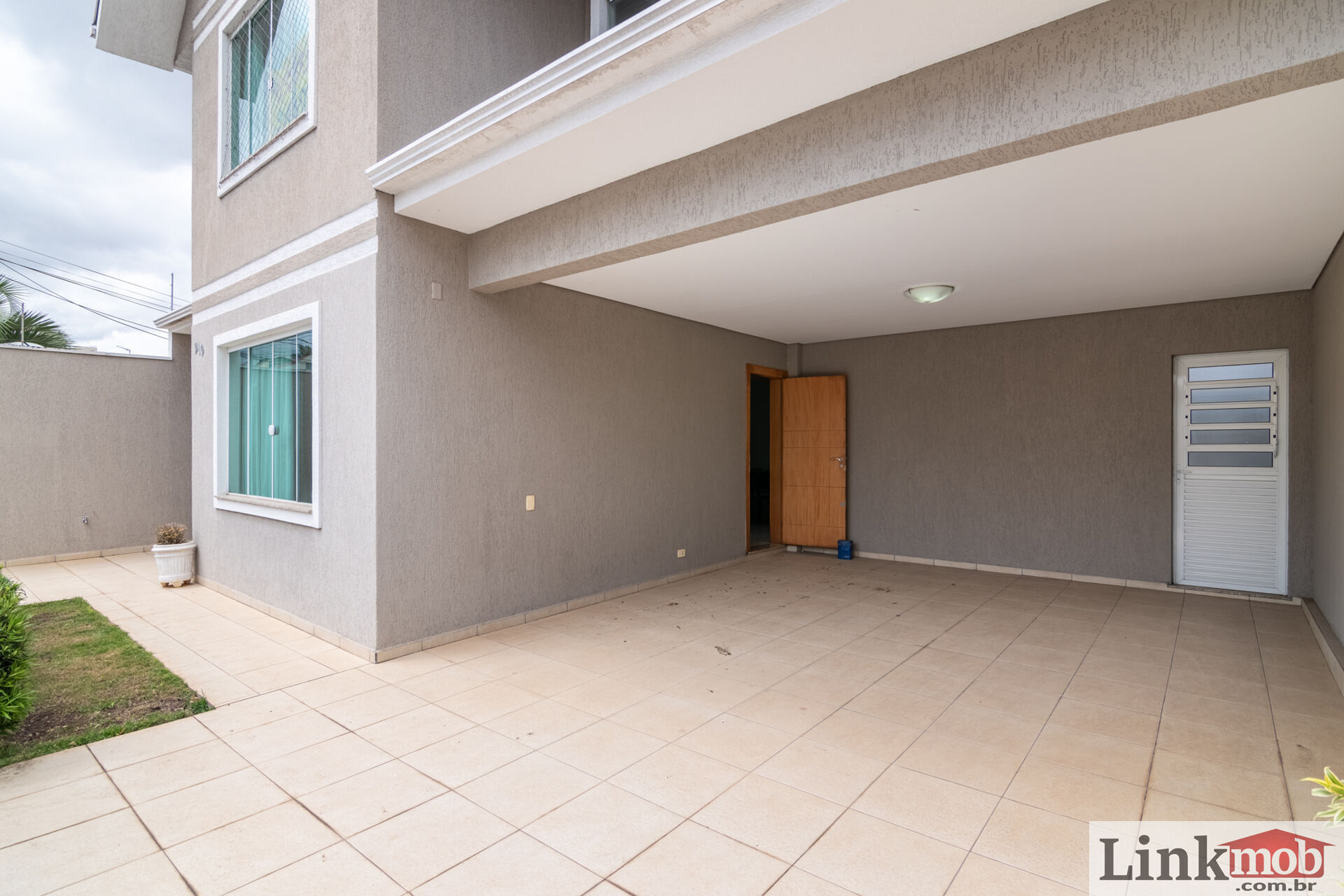 Sobrado à venda com 4 quartos, 268m² - Foto 4