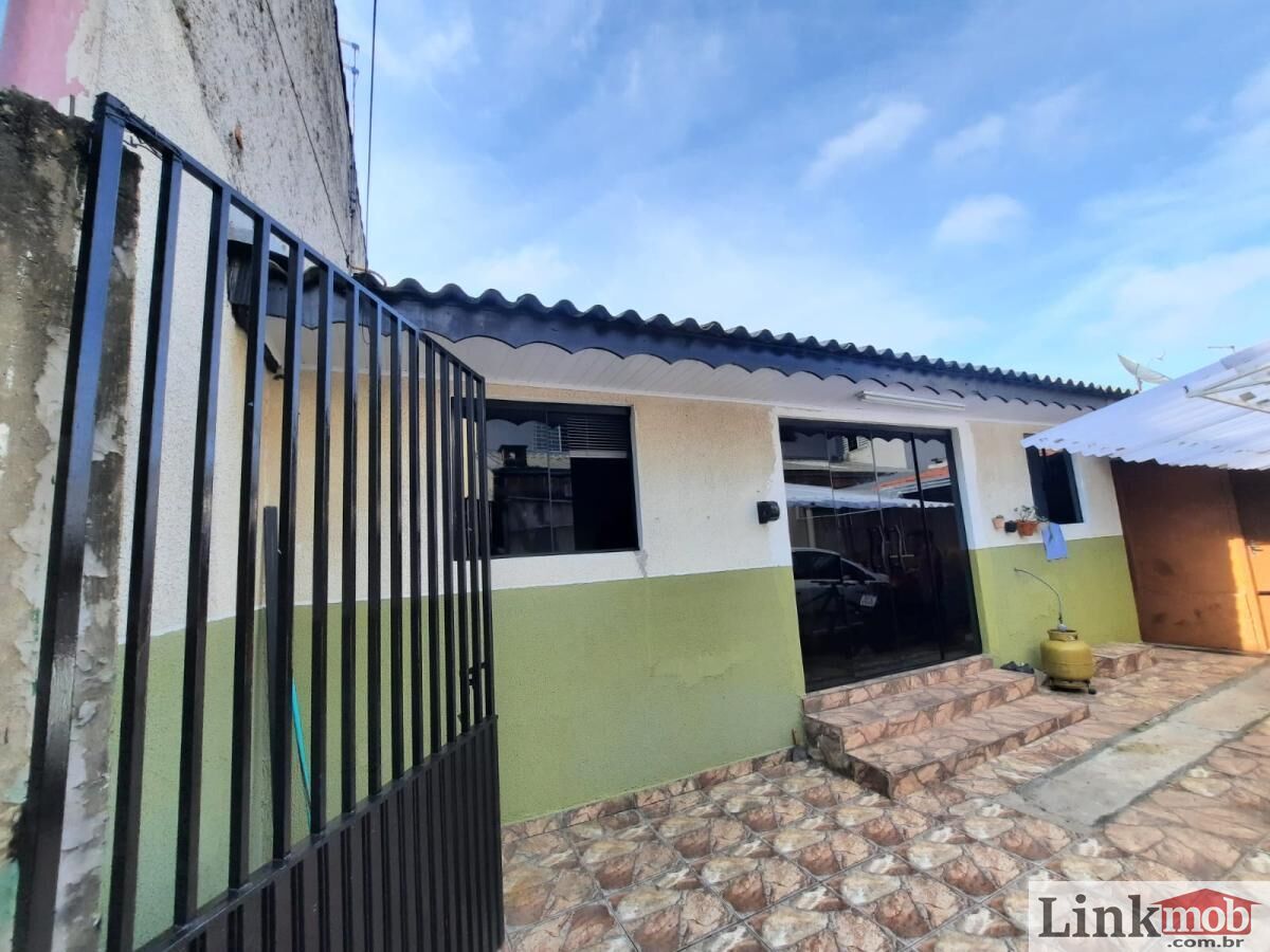 Casa à venda com 3 quartos, 64m² - Foto 1