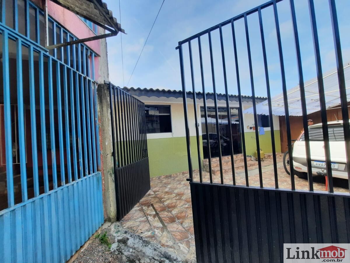 Casa à venda com 3 quartos, 64m² - Foto 2