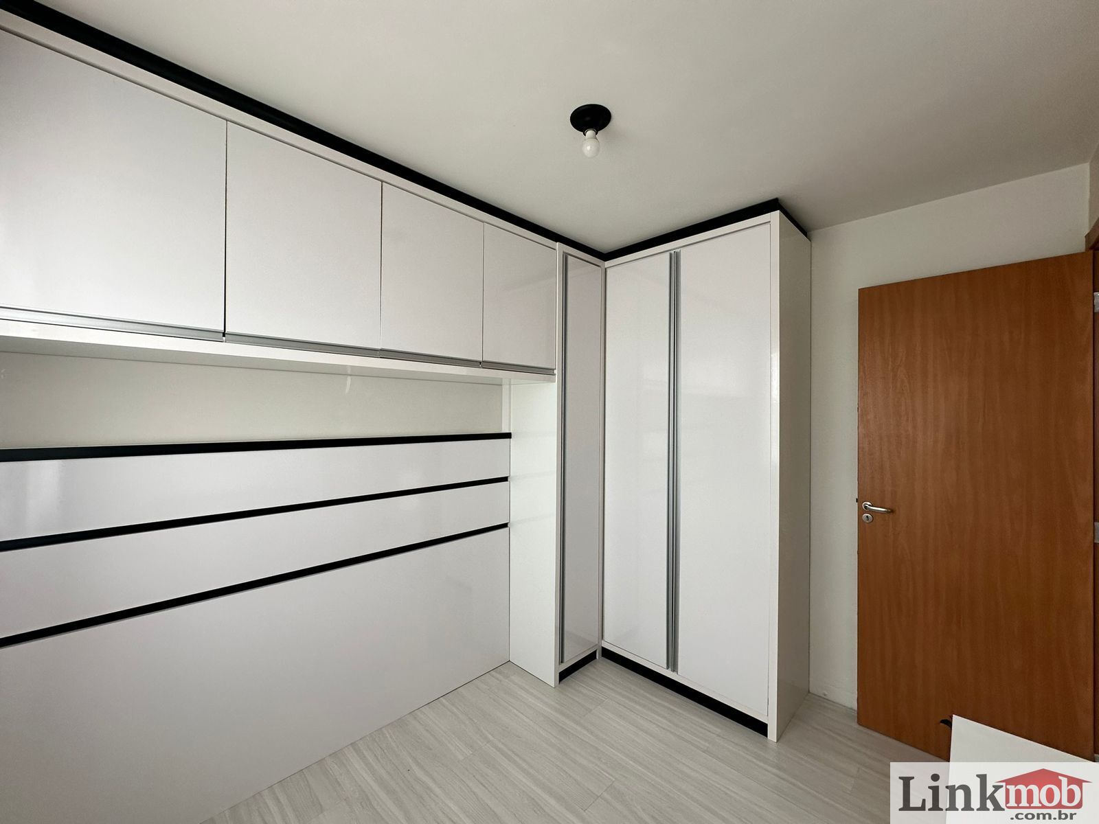 Apartamento à venda com 2 quartos, 40m² - Foto 13