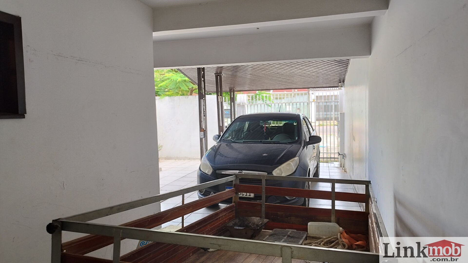 Sobrado à venda com 4 quartos, 219m² - Foto 2