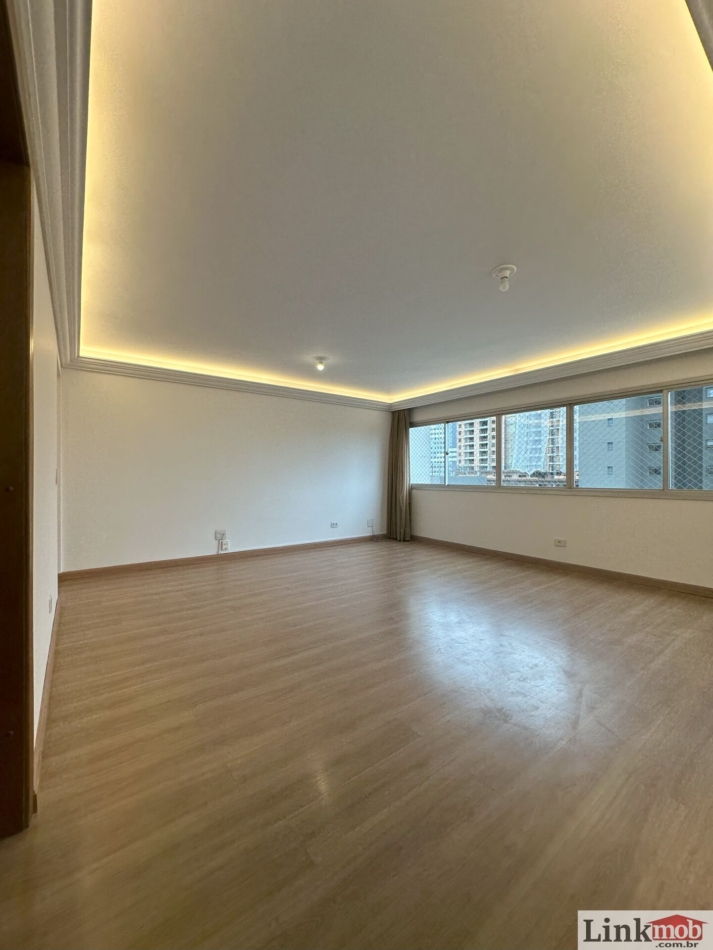 Apartamento para alugar com 3 quartos, 91m² - Foto 10