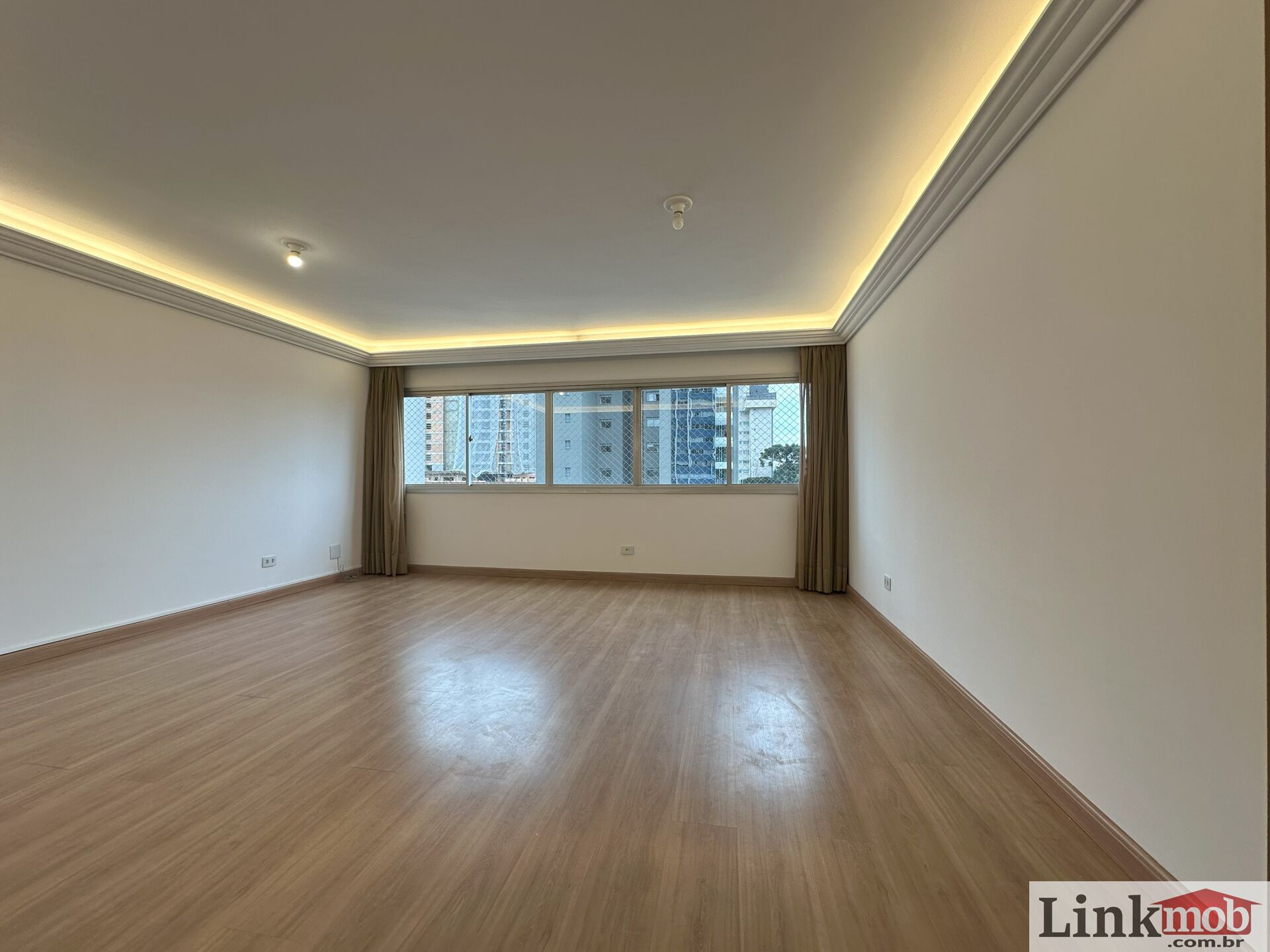 Apartamento para alugar com 3 quartos, 91m² - Foto 9